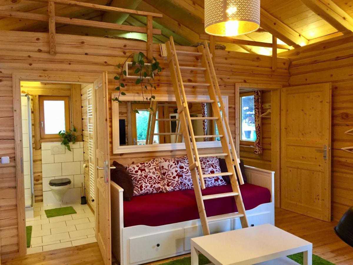 Blockhaus Chalet Mit Beheizbarem Badefass Und Infrarotsauna Auf Der Terrasse Oberschutzen ภายนอก รูปภาพ
